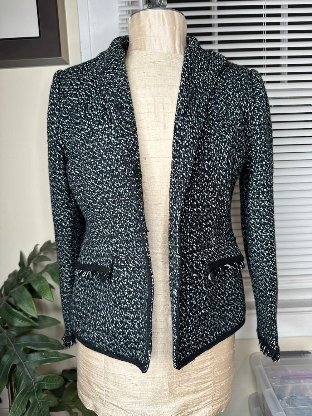 J.G. Hook black tweed blazer size 6P